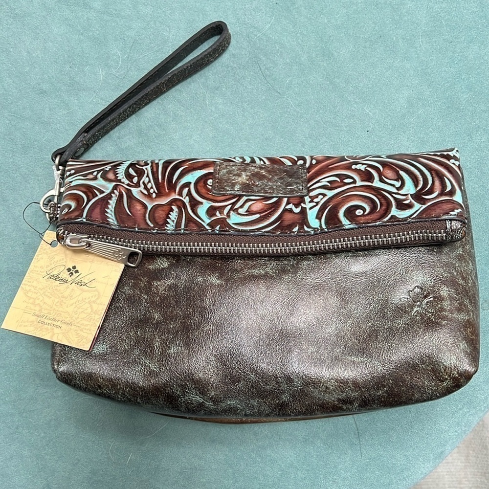 Patricia Nash Valerietooled Leather Wristlet Purse Nwt Turquoise